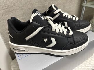 Converse Negras Talla 41 Nuevas
unisex