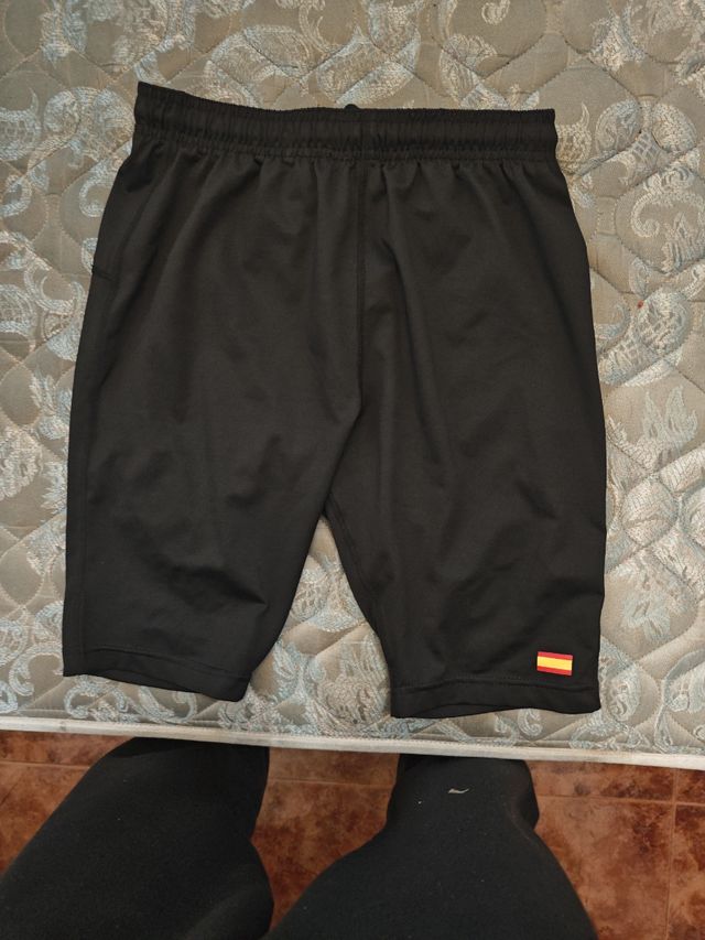 Sudadera pantalón corto y pantalón térmico militar