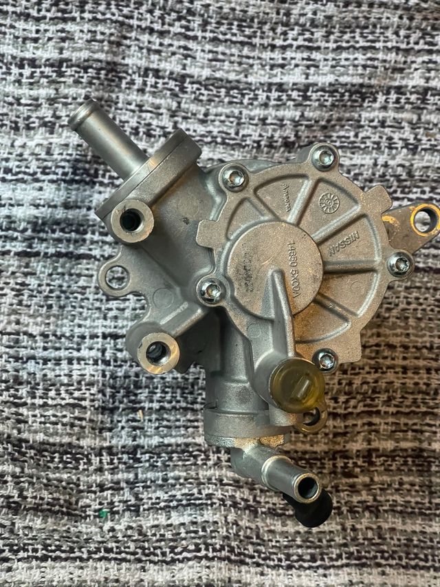 Bomba de Vacío Nissan Navara