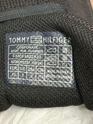 Zapatillas Tommy Hilfiger Runner Hombre Negras.
