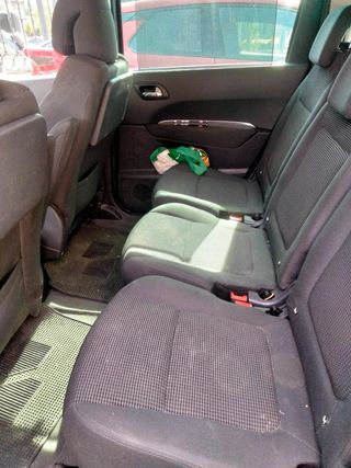 Peugeot 5008 2015