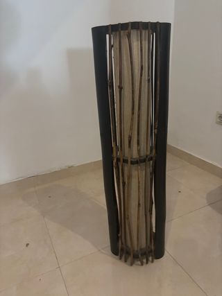 Lámpara de pie bambú y tela