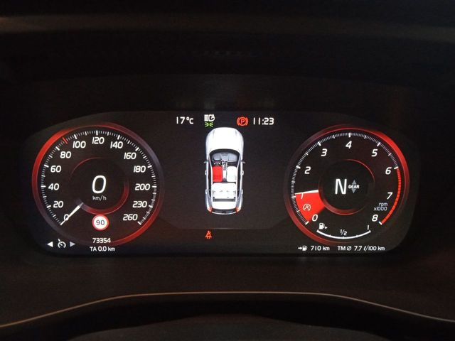 Volvo XC40 Essential 2WD