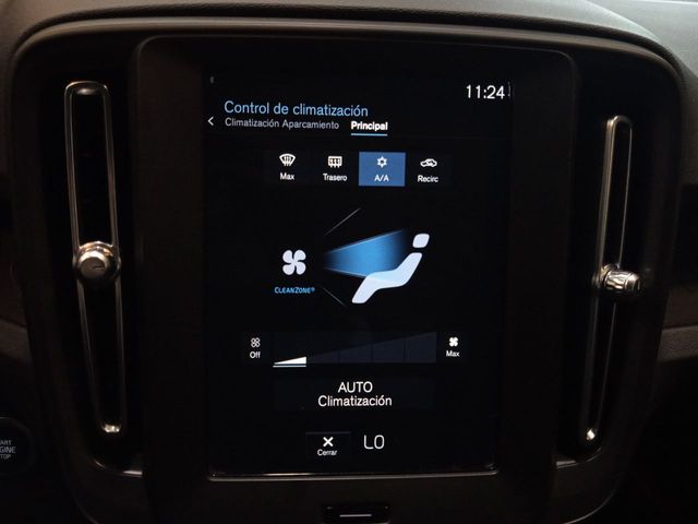 Volvo XC40 Essential 2WD