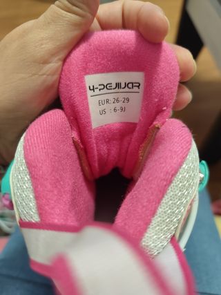 Patines 4 ruedas niña unicornio arcoíris