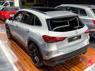 Mercedes-Benz GLA 45S AMG 421cv!!