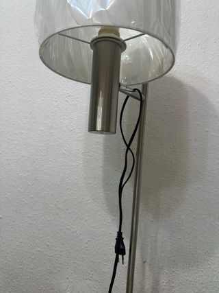 Lámpara de pie moderna metal y papel