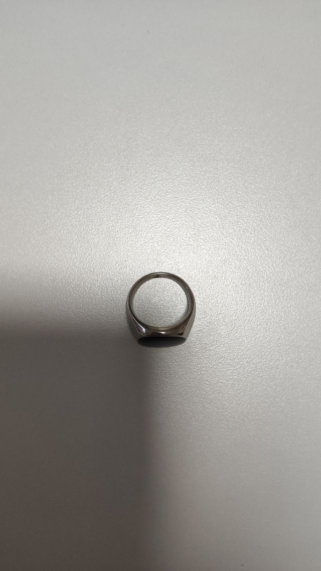 Anello acciaio inox con pietra nera, EU 56 - USA 6
