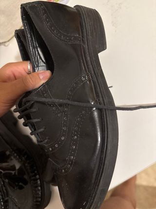 Zapatos negros de vestir tipo Oxford
todo piel 