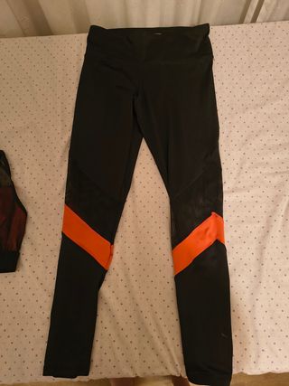 Top deportivo naranja y negro talla S