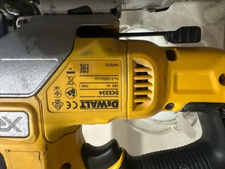 Sierra Caladora Dewalt 18V XR inalambrica