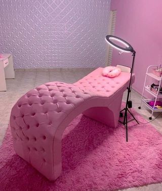 Tapicero de peluquerías y centros de belleza 