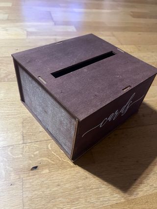 Caja de madera para cartas desmontable