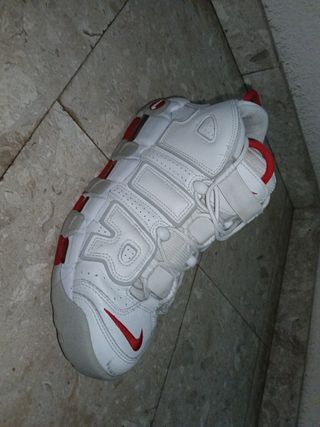 Tenis Nike Air More Uptempo Blanco/Rojo