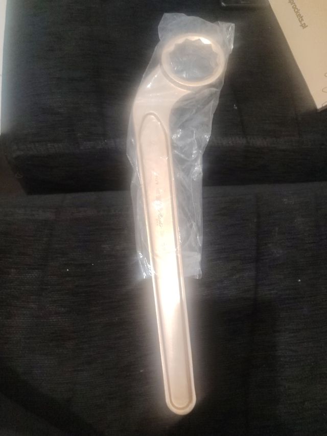 Llave de estrella curva