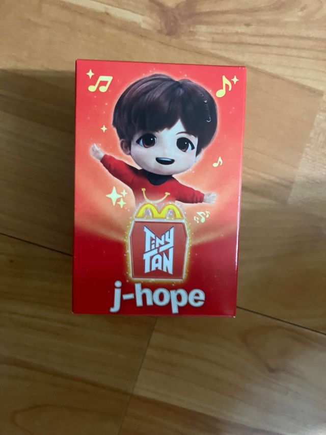 Figura TinyTAN J-Hope McDonald's x BTS