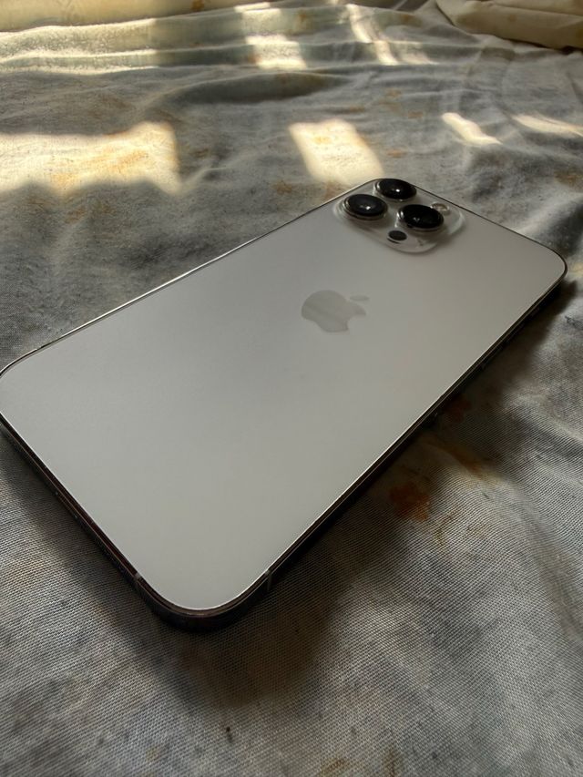 iPhone 13 Pro Max 512 GB Plata