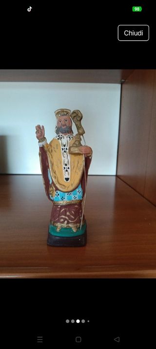 Statua San Nicola di Bari