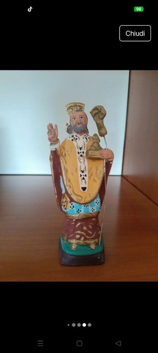 Statua San Nicola di Bari