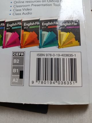 English File A2/B1 student's book and workbook