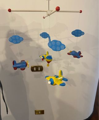 Giostrina culla aerei e nuvole