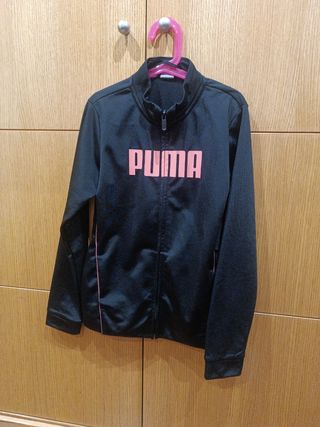 Chaqueta Puma Negra con Detalles Rosas