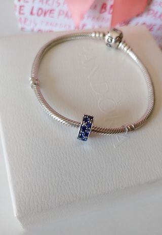 Charm divisor. Pandora. 