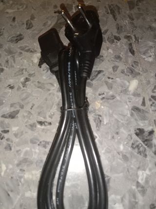 Cable de alimentación con enchufe europeo