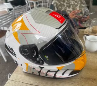 Casco de moto MT Helmets talla S 