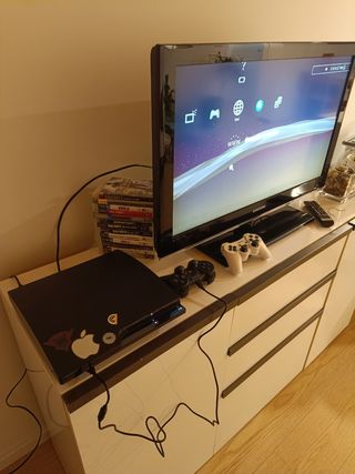 Playstation 3 Negra + 2 Mandos + Juegos