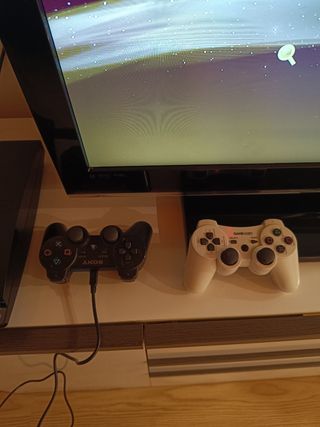 Playstation 3 Negra + 2 Mandos + Juegos