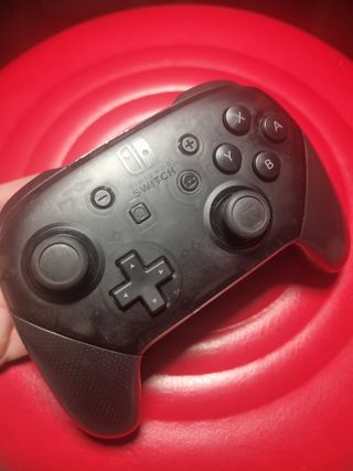 Mando Pro Nintendo Switch
