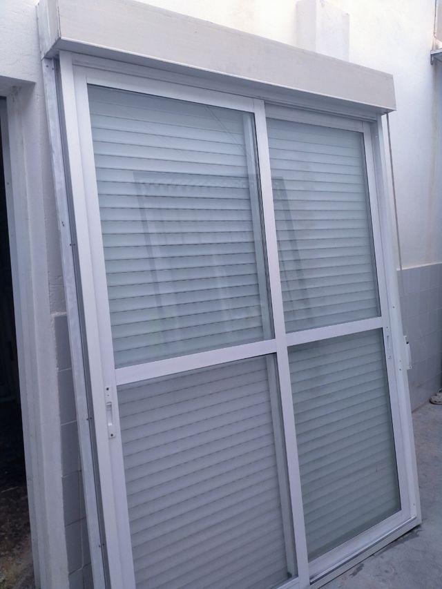 Balconera 235x175 Climalit