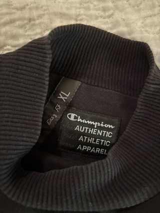 Maglia Champion nera collo alto