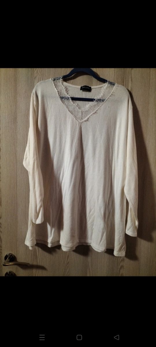 Maglia morbidissima bianca misto lana e viscosa