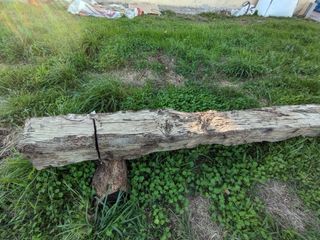 Viga de madera rústica