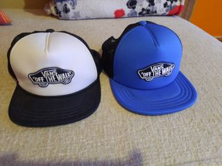 Gorras Vans Azul y Blanca