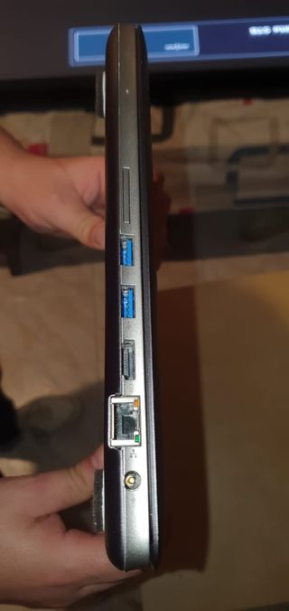 Portátil Lenovo Plata
