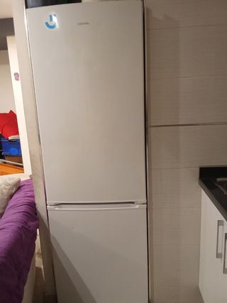 Nevera combi blanca ICECOOL