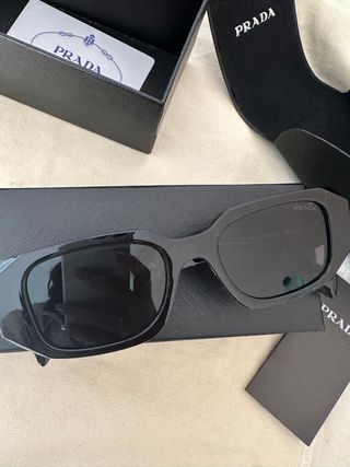 Occhiali da sole Prada unisex neri