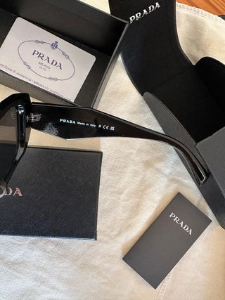 Occhiali da sole Prada unisex neri