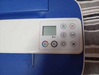 Impresora Multifuncional Azul y Blanca