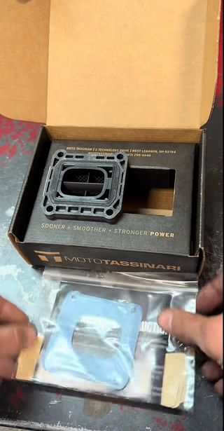Caja de Láminas VForce 3 Moto Tassinari