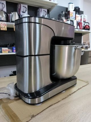 Amasadora Swiss Line Inox 12L con pantalla