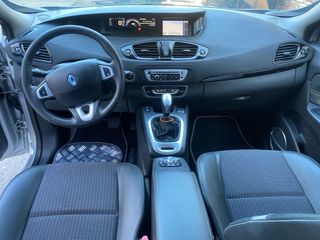 Renault Scenic 2012