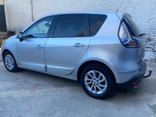 Renault Scenic 2012