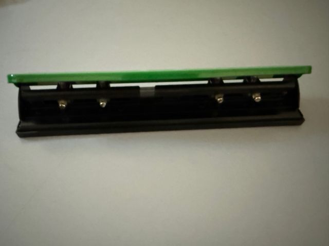 Perforatore Lebez 4 fori regolabili - art 840