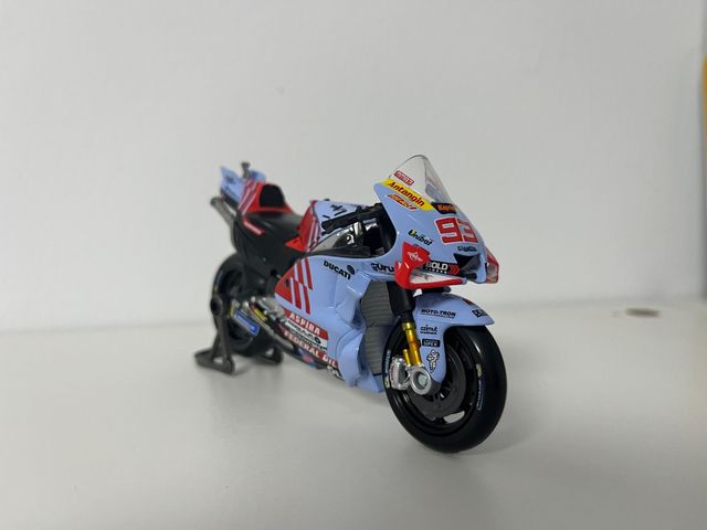 Moto GP Marc Marquez 1:18 Gresini