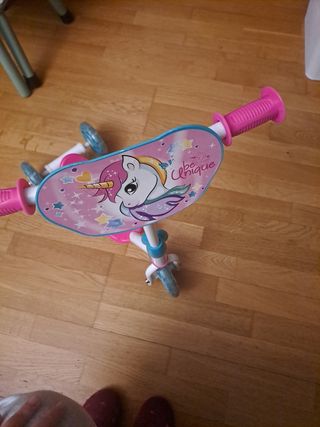 Patinete niña 3 ruedas unicornio