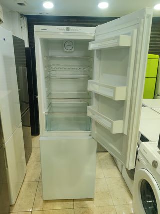 Nevera Liebherr Blanca